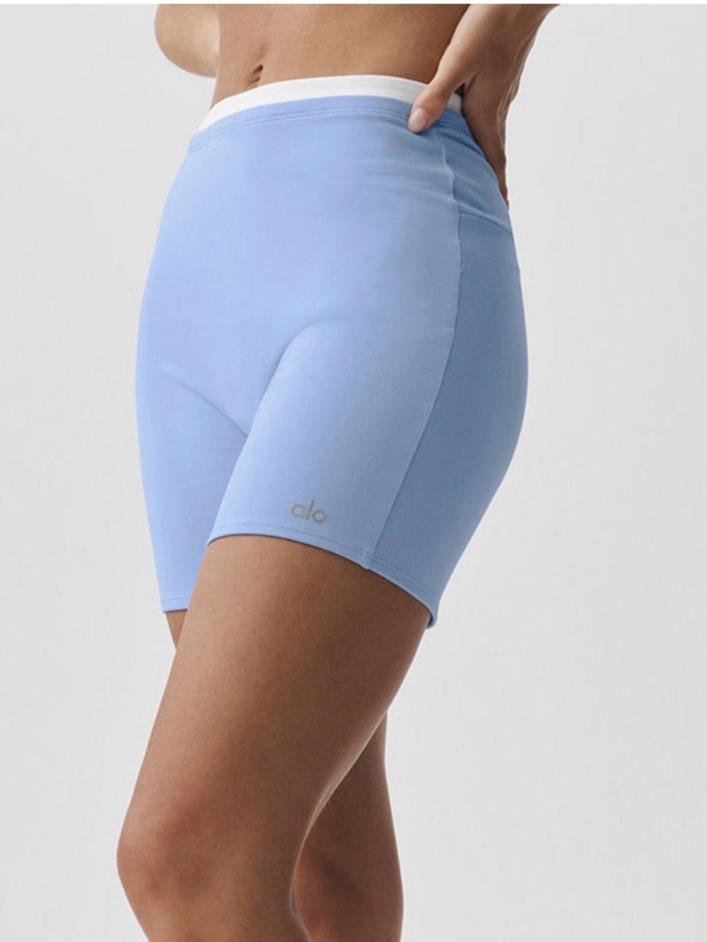 NWT ALO Airbrush double up short